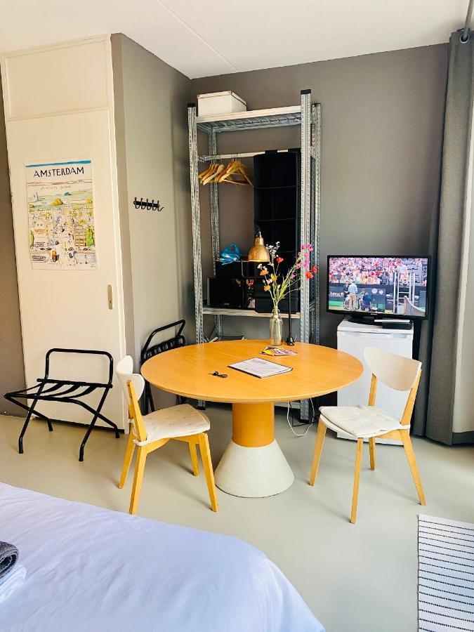 Private Studio With Free Car Parking Amsterdam Zewnętrze zdjęcie